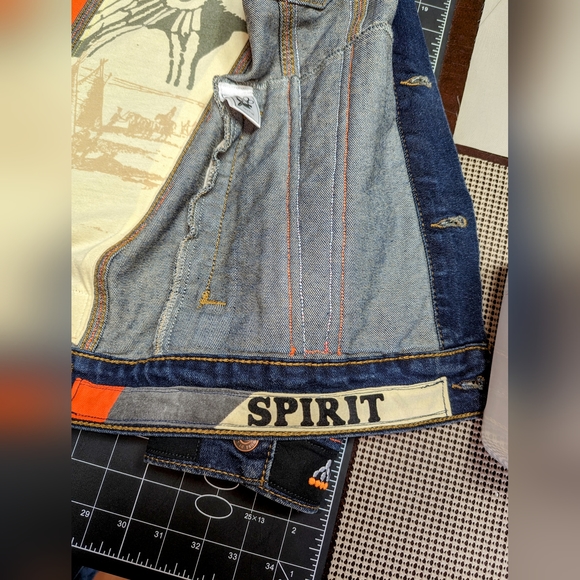 Indigenous Tribute Jacket 🧡 - Picture 16 of 17